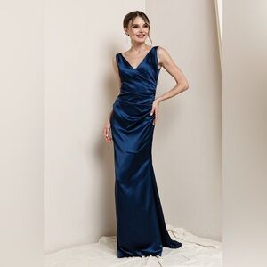 NWT Galina Signature Odette Navy Satin Gown Size 16 Formal Prom Maxi Dress